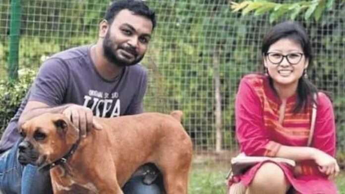 odisha couple got married arranged meal for 500 stray dogs in bhubaneswar
