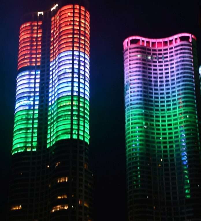 WORLD TOWER LOWER PAREL tricolor light