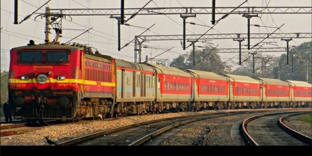 Indian Railway : भारतीय रेल्वेच्या ‘या’ सेवा लवकरच होणार बंद, पण प्रवास होणार जलद