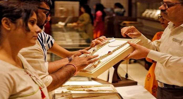 Corona effect on gold purchases, Customer prefers online shopping over shops on Gudi padva