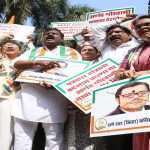 Protests by Congress workers in Thane against Arnab Goswami