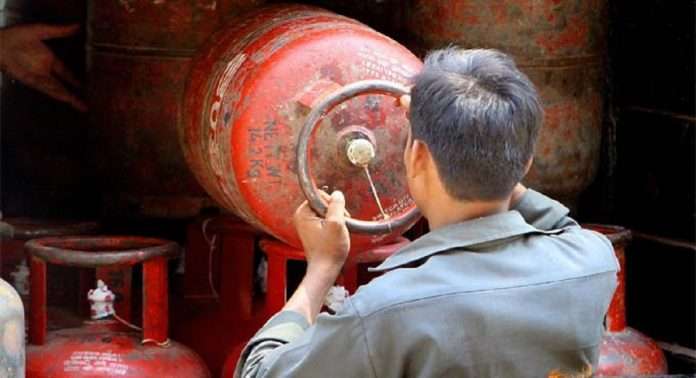 police arrested one person for cylinder refilling