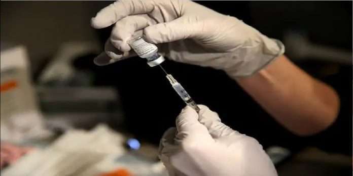 corona vaccination in maharashtra more than 3 lakh people were vaccinated in Maharashtra today