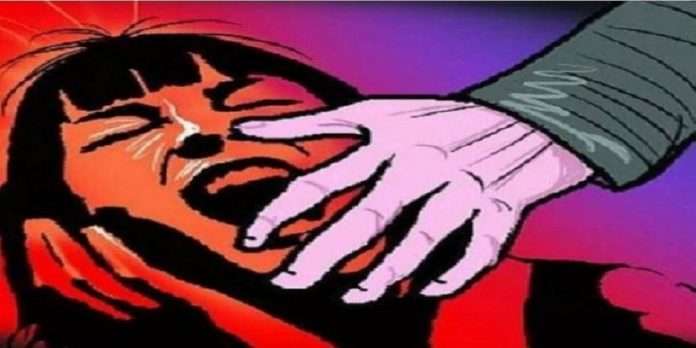 25 year man held for raping minor girl in aurangabad