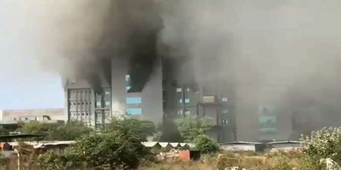 serum institute fire fire breaks out covishield vaccine are safe says pune police commissioner