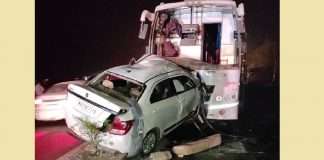 Swiftcar luxury bus accident kills five in ahmednagar
