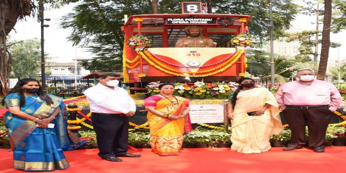 Mayor kishori pednekar gives 'green signal' to Mumbai tram