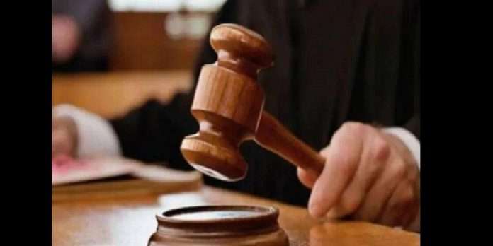 touching child cheek without sexual intent not offence says mumbai court