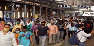 passengers flout social distancing norms in mumbai local trains