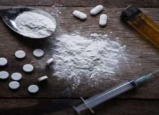 mumbai police arrest nigerian youth who smuggling of drugs