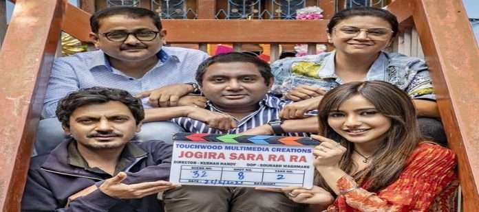 Nawazuddin Siddiqui start new film shooting 'Jogira sara rara' at Lucknow