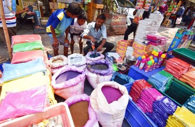 Holi And Rangapanchmi preparations in city