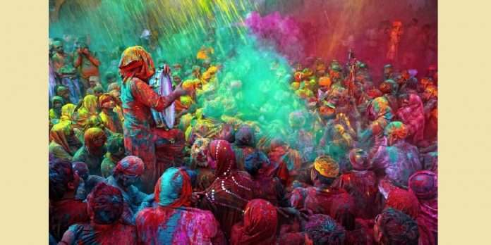 happy holi 2022 not only in india special type of holi are celebrated in these 8 countries of the world