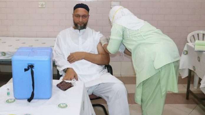 Asaduddin Owaisi takes first dose of corona vaccine at Hyderabad hospital