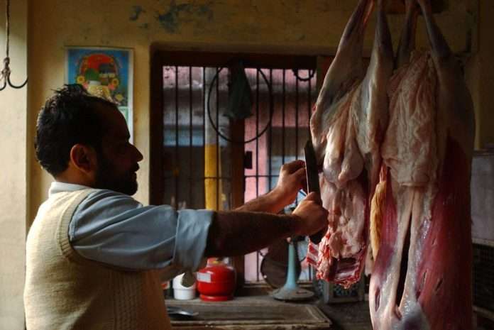 North Delhi Municipal Corporation mandates meat shops and restaurants to display whether meat sold by them is ‘Halal’ or ‘Jhatka’