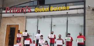 Hotel workers protest against lockdown in Thane