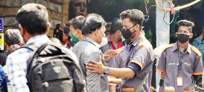 26 lakh Mumbaikars fined for not wearing mask - Municipal Commissioner