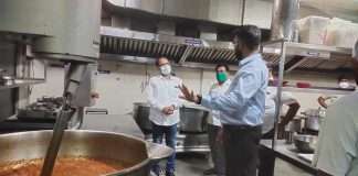 Mayor visits Thane Global Hospital kitchen; Hygiene and quality inspection