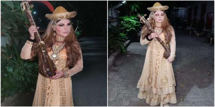 rakhi sawant steps out dressed as mastani looking and searching for her bajirao on mumbai road