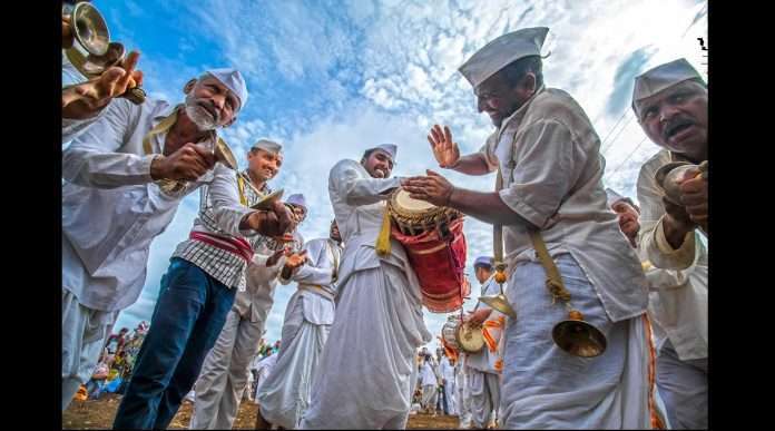 Ashadhi Wari 2021: No ban on this year's Ashadhi Wari celebrations: Warkari