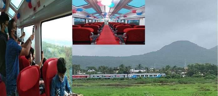 Mumbai Pune Deccan Express Vistdome coach
