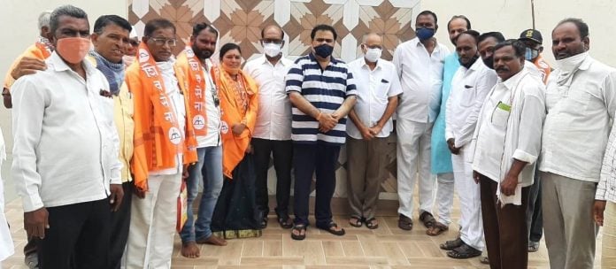 BJP's Madhubala Khiradkar join Shiv Sena