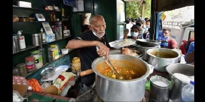 baba ka dhaba owner kanta prasad attempts suicide admitted to hospital in delhi