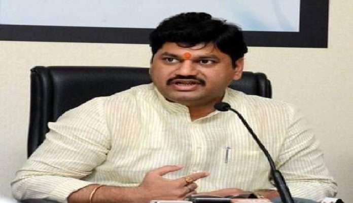 dhananjay munde said that the hostel of social justice department will be reopened