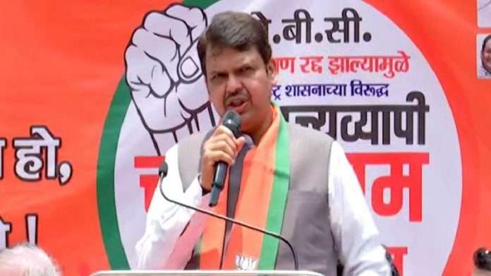 Devendra Fadnavis criticize satet government on OBC reservation and challenged then I will retire politically