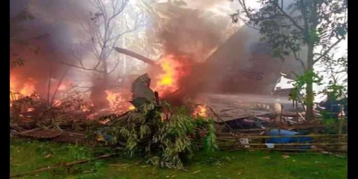 philippines plane crash carrying 85 people philippines military plane crash