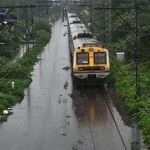 Mumbai Rains heavy rain continues in Mumbai it affected local train service