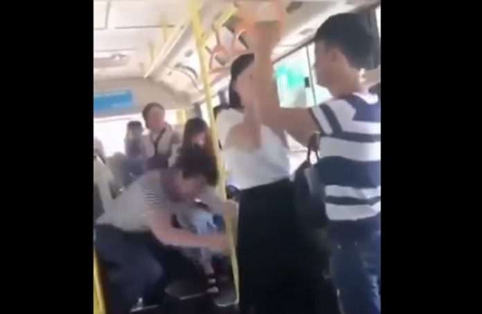 person was sleeping in the bus he got the shock and fell on the woman watch viral video