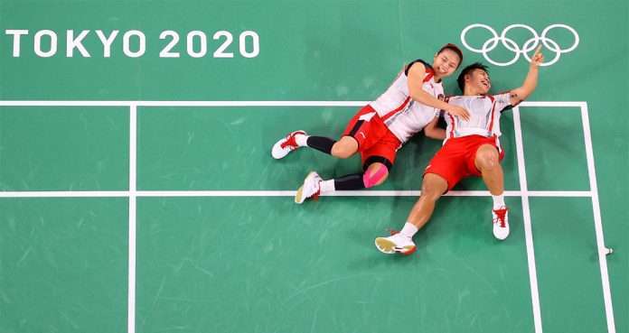 Greysia Polii and Apriyani Rahayu secure Indonesia's first ever Badminton women's doubles Olympic gold