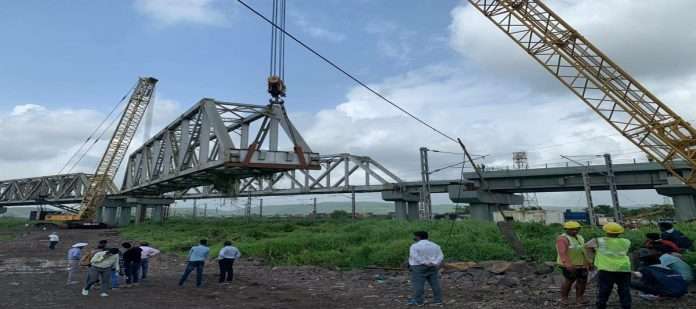 Open web girder launch for Nerul / Belapur-Uran project