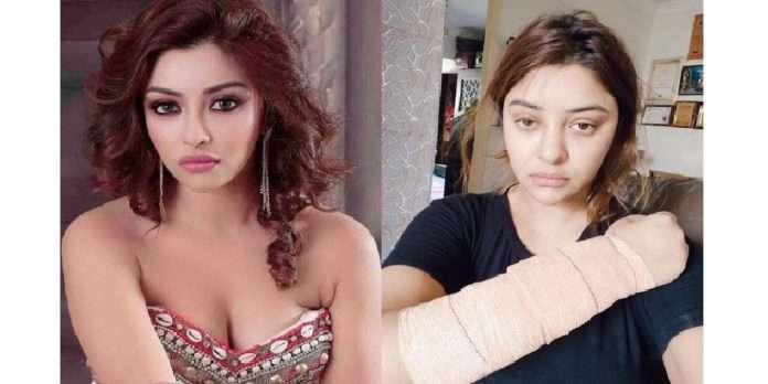 Actress Payal Ghosh escapes 'acid attack', says 'will file an FIR'