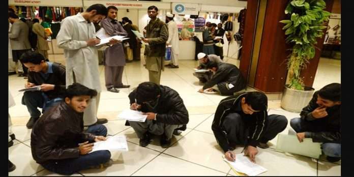 Pakistan Unemployment pakistan pm imran khan govt claim pakistan faces far higher Unemployment