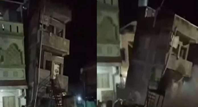 three floor building collapse in jalgaon pachora