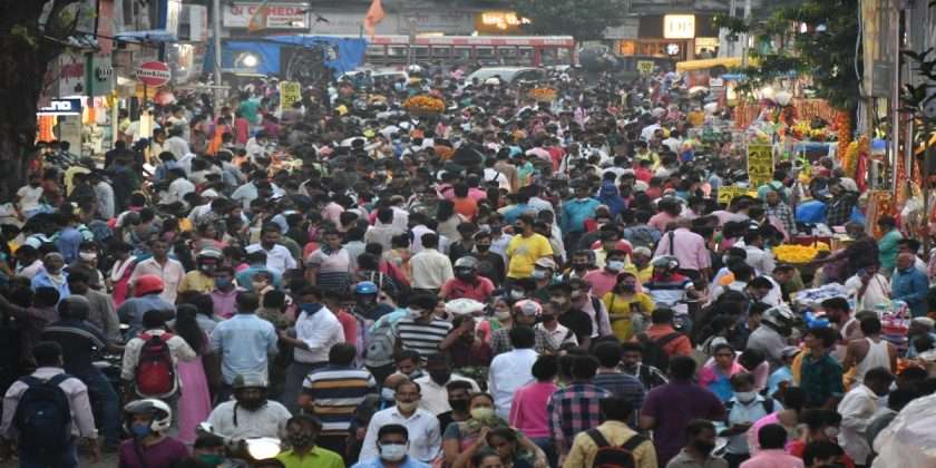 Dussehra 2021 Flower Market Crowded For Shopping On Eve Of Dussehra