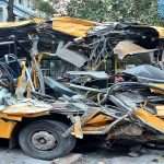 dadar tt tejansvini best bus accident injured driver dies