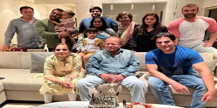 salman khan celebrates father salim khan's 86th birthday with family