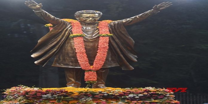 beautiful Lighting of statue of Shiv Sena chief Balasaheb Thackeray