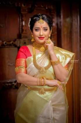 Actress Apurva Nemlekar New Saari Photoshoot