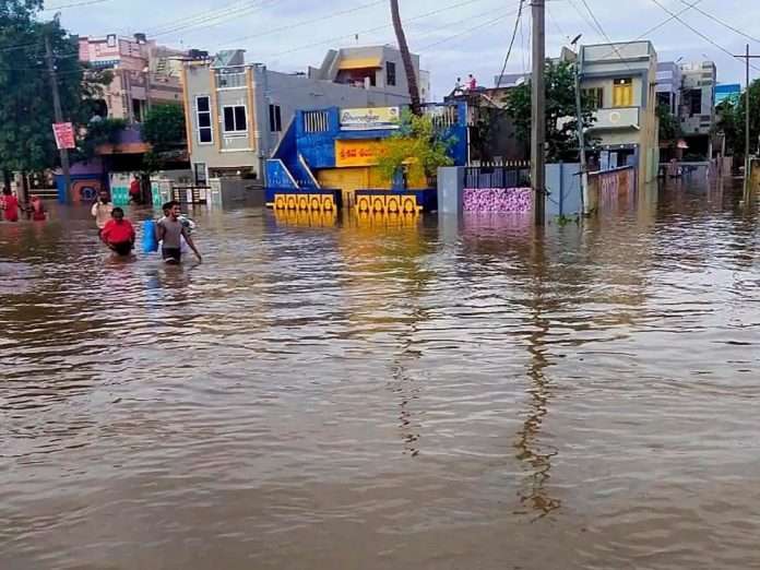 24 people killed many missing in andhra pradesh for heavy rain