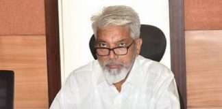 agriculture minister dadaji bhuse reaction on farm laws repealed
