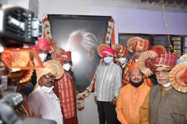 94th Marathi Sahitya Sammelan begins with Granth Dindi at nashik