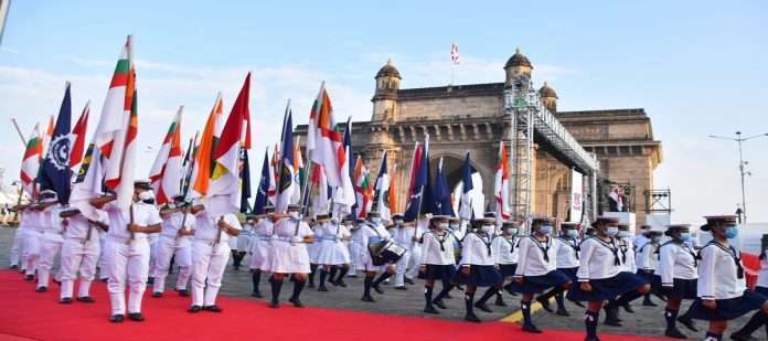 Navy Day 2021: Thrilling Demonstration of Naval Troops at Gateway of India