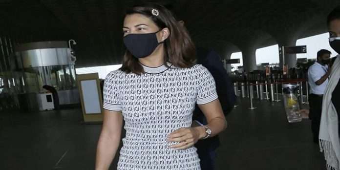 jacqueline fernandez was stopped at mumbai airport by authorities due to look out circular against her
