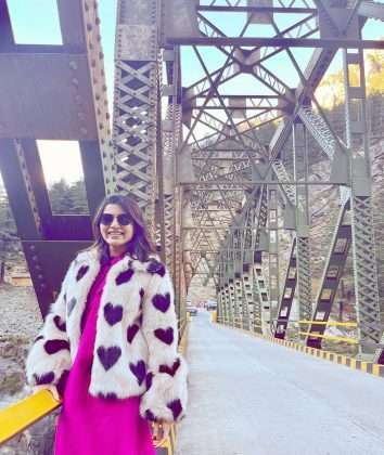 samantha ruth prabhu vacations in switzerland gives glimpse into stunning hotel view