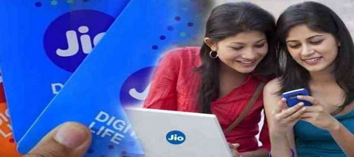 Jio's big bang: Recharge once a year and 2.5GB of data per day for free