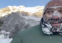 ... Snow piled up on Sunny Deol's face